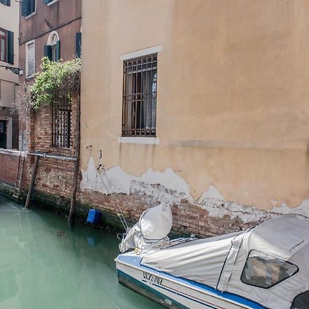 Gondola Rosa, Incantevole Vista Sul Canale 베니스 외부 사진